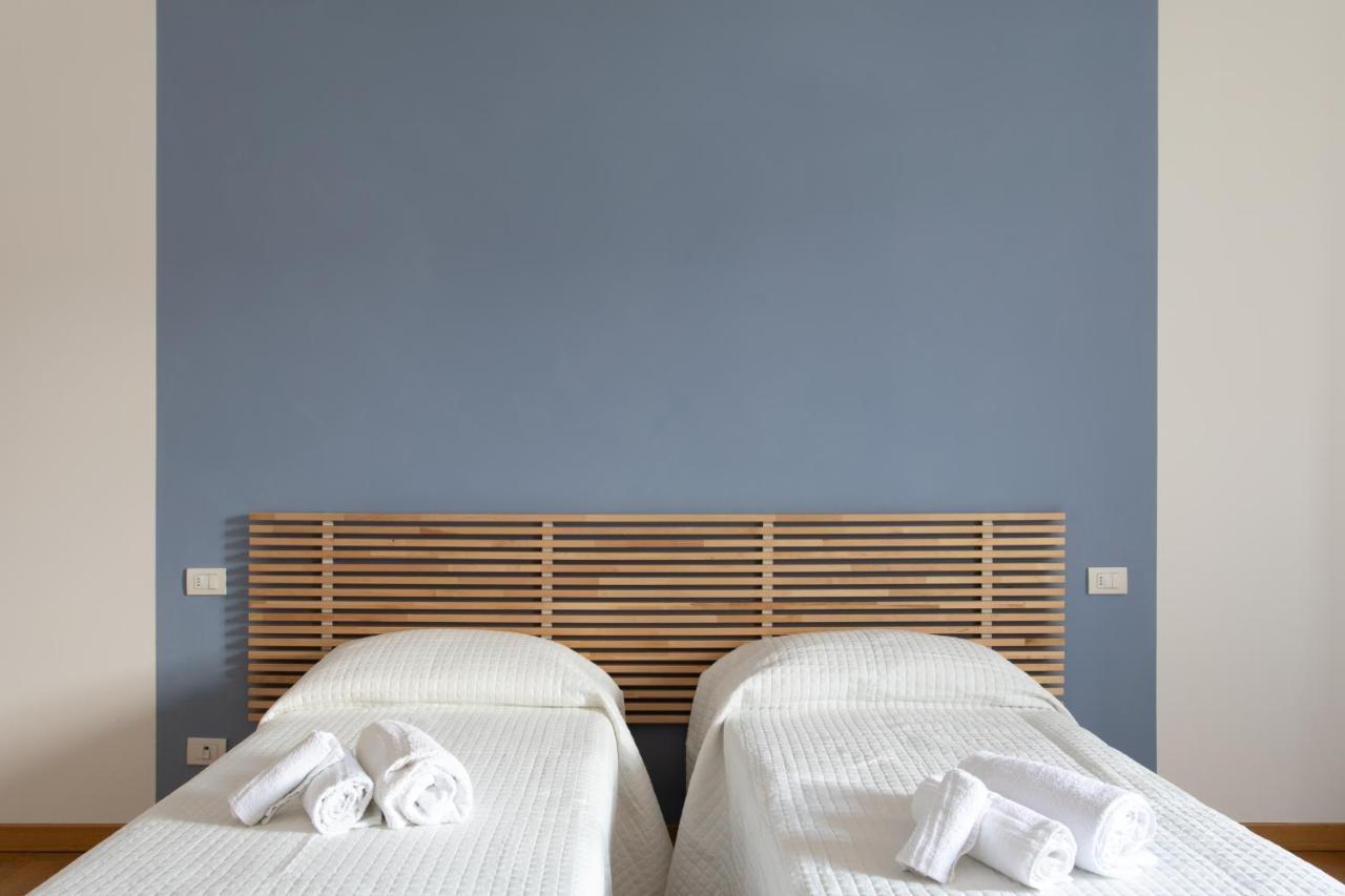 Harbor View - Malcesine Apartment ภายนอก รูปภาพ